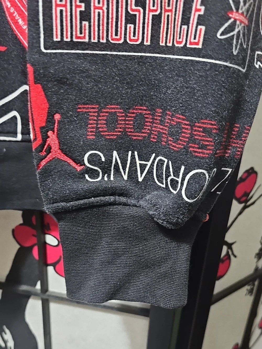 Jordan Essentials Logos Hoodie Black Red White Size XL